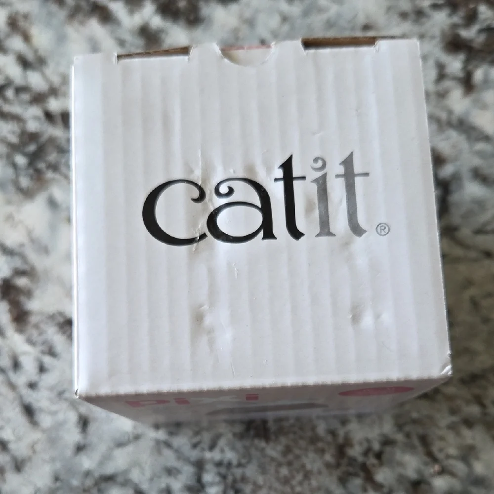 Pixi Catit Treat Dispenser